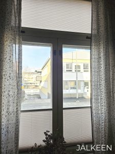 Ikkunakaihtimet-vanhemmassa-talossa